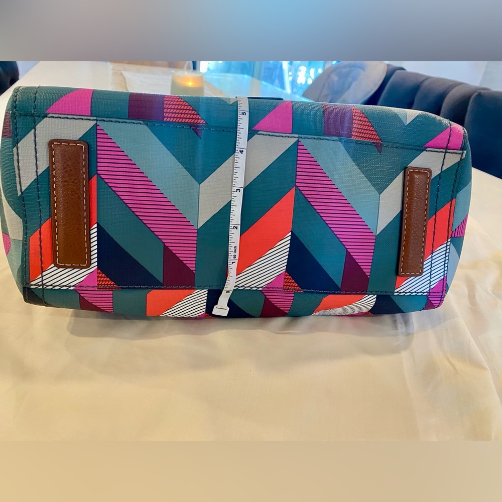Fossil Tote - Picture 11 of 13